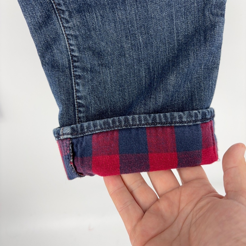L.L. Bean Classic Fit Flannel Lined Straight Leg Jeans Womens 10 Reg Dark Wash - Picture 2 of 10